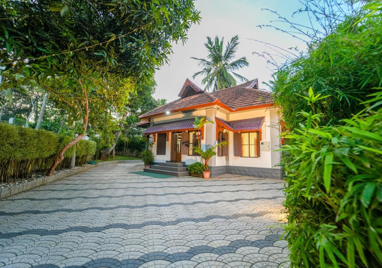 Pop Tavern Kovalam Beach Villa By Voye Homes Exterior photo