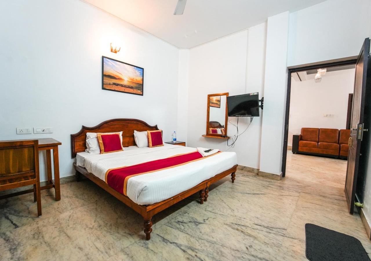 Pop Tavern Kovalam Beach Villa By Voye Homes Exterior photo